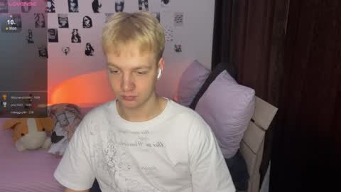 oliver online show from October 29, 11:02 am