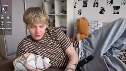 oliver online show from April 15, 12:05 pm