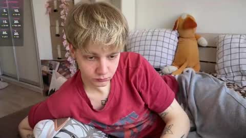 oliver online show from April 19, 9:53 am