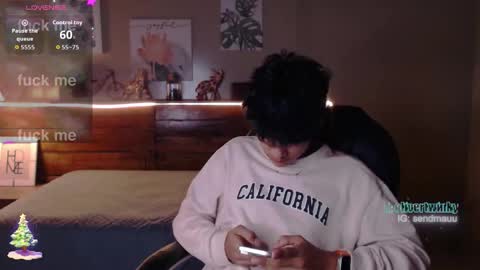 Oliver online show from November 25, 8:44 pm