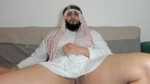 Omar online show from April 25, 8:28 pm