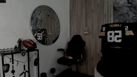     ... online show from April 18, 7:58 pm