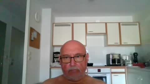 Onemoretimebis online show from July 29, 9:30 am