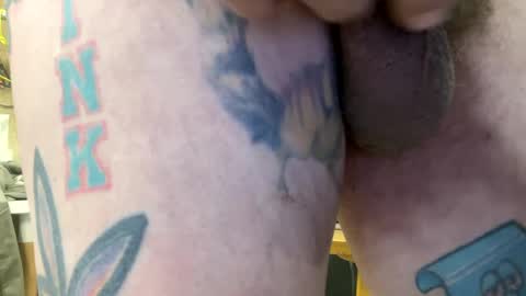 onesmallweenie online show from March 1, 12:39 am