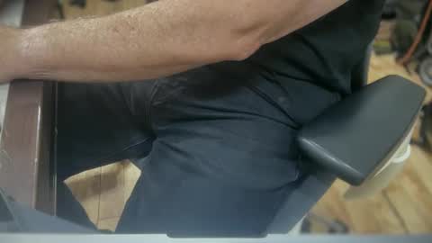 onlocationnyc online show from October 1, 12:47 am