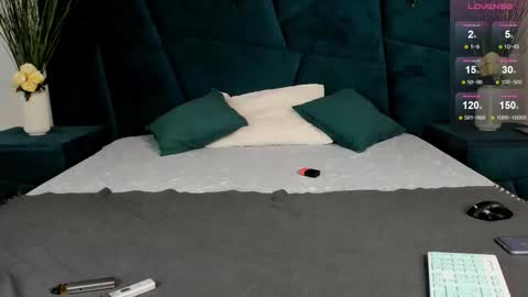 Erick  online show from November 20, 12:59 pm