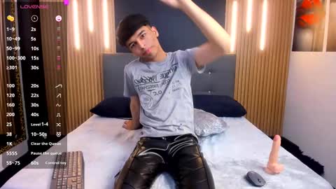 Josh -  Schedule 1400 - 2200 online show from October 20, 11:41 pm