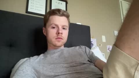 onnmyownface online show from February 2, 10:24 am