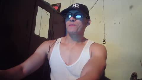 oomaurooo online show from December 23, 7:28 am