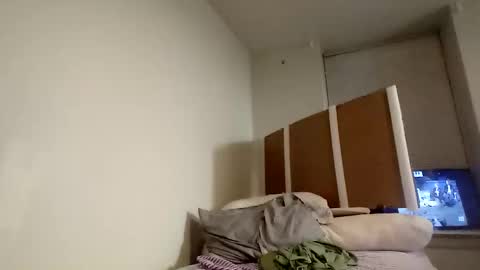 TsJojo online show from March 9, 8:40 am