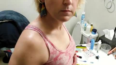 TsJojo online show from February 3, 9:29 pm