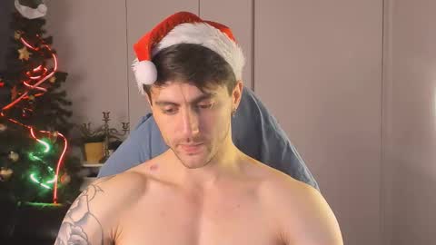 Oscar online show from December 20, 9:44 pm