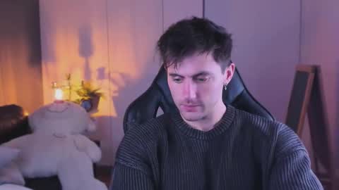 Oscar online show from November 8, 9:07 pm