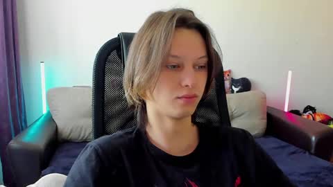 Ostin online show from April 2, 3:59 am