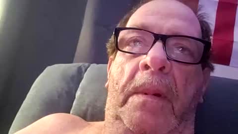 ou8124824 online show from October 25, 4:36 am