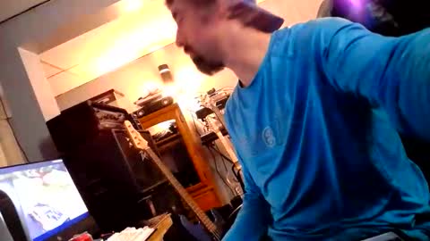 WhiteDaddyCream online show from May 17, 1:47 am