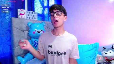 Owen  Independent model  online show from December 4, 9:13 pm