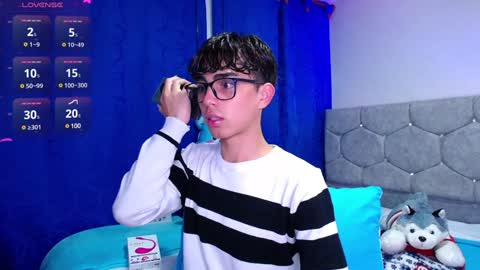 Owen  Independent model  online show from December 13, 10:55 pm