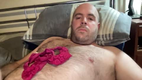 Owen2022 online show from November 24, 7:09 am