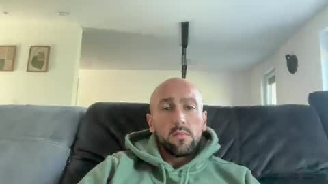 oxlade59 online show from October 6, 11:04 am