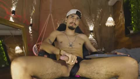 pablo online show from April 18, 4:03 am