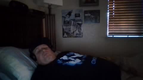 panos online show from February 16, 1:42 pm