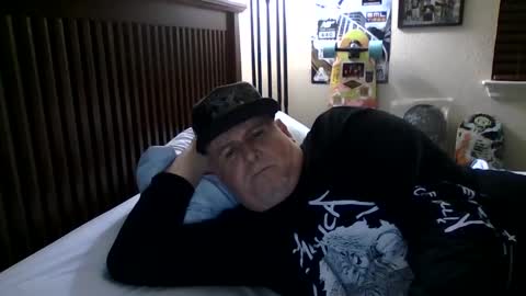 panos online show from February 16, 7:15 am