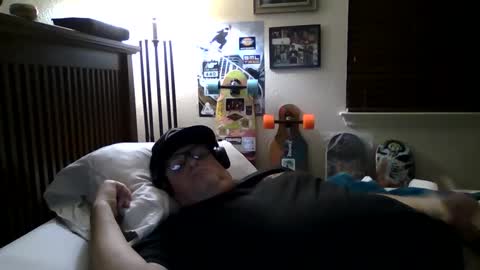 panos online show from December 8, 1:14 pm