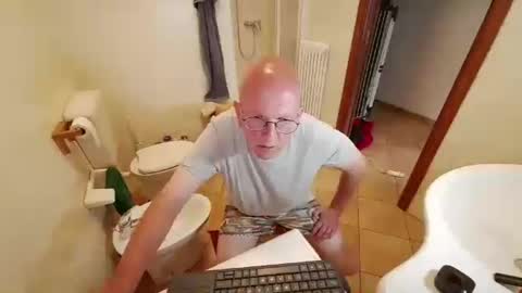 paolo32h online show from August 2, 12:03 pm