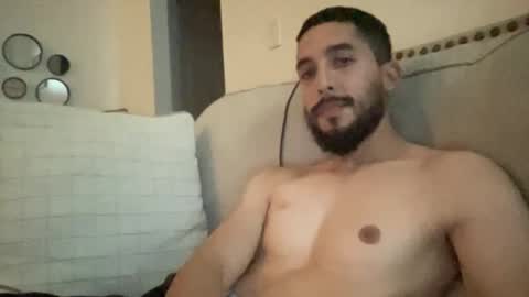 papicubano_guapo23cm online show from September 26, 7:39 am