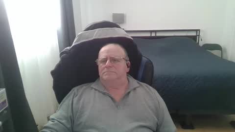 papilly online show from March 1, 5:34 pm