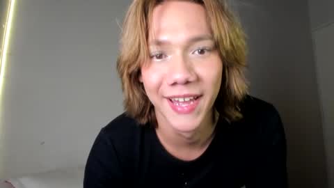 Snapshot of parisstone2 chatting on January 20, 11:21 pm connie online show from January 20, 11:21 pm