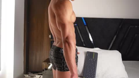 Patrick Brown online show from November 9, 3:16 pm