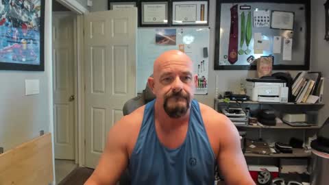 Justeffingaround online show from February 27, 4:43 pm