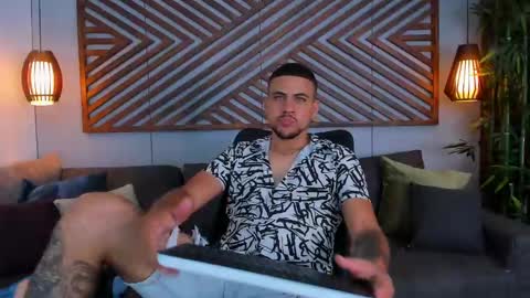 Snapshot of paul_rivera chatting on December 13, 1:12 pm Paul Rivera online show from December 13, 1:12 pm