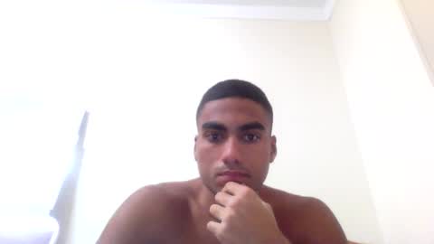 paulo online show from February 15, 6:38 pm