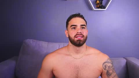 Paul Phoenix online show from December 3, 8:26 pm