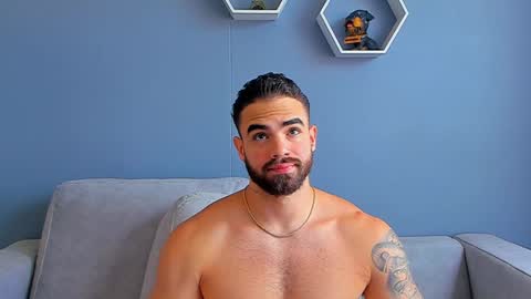 Snapshot of paulphoenix_ chatting on January 13, 8:15 pm Paul Phoenix online show from January 13, 8:15 pm