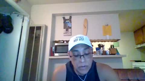 pawgkiller online show from April 11, 7:06 pm