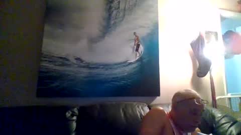 pawgkiller online show from December 3, 1:50 am