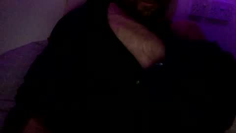 pea23 online show from January 1, 5:22 am