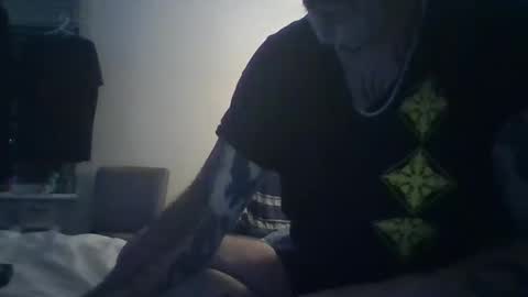 peanutbutterandjealous1 online show from June 1, 3:40 am