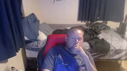 pecker40 online show from March 8, 5:44 am