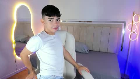 Peter online show from January 13, 2:21 pm