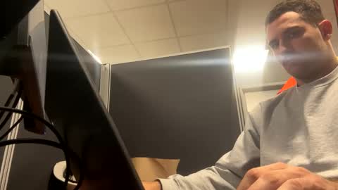         ttps VF8L9ABFMref wl share online show from February 18, 7:54 pm