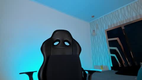 PETES EVANS new account online show from December 2, 11:21 pm