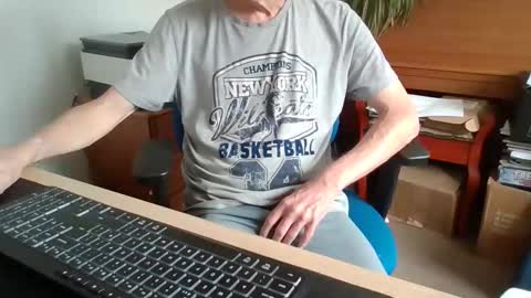 petitwilly online show from June 5, 9:59 am