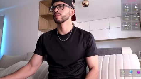 phantom_bigger1 online show from January 14, 4:00 pm