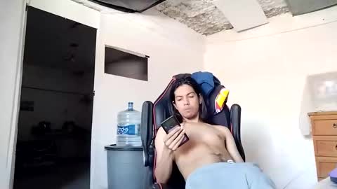 Snapshot of pharreishon chatting on October 20, 8:46 pm Pharreishon online show from October 20, 8:46 pm