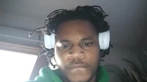 phenomenal_drillla online show from March 31, 1:24 pm